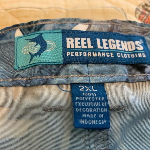Reel Legends Shark Tooth Swim Trunks Men’s 2X NWOT - Picture 2 of 7